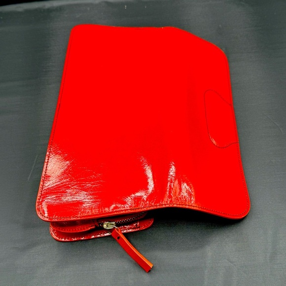ANTONIO MELANI RED LEATHER CLUTCH. EUC - B46 - Picture 4 of 7